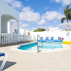 Teneguia Villa